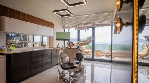 Su Dental Center